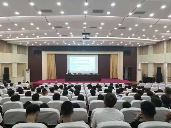 53a2475a989eccce724a5186d43441d